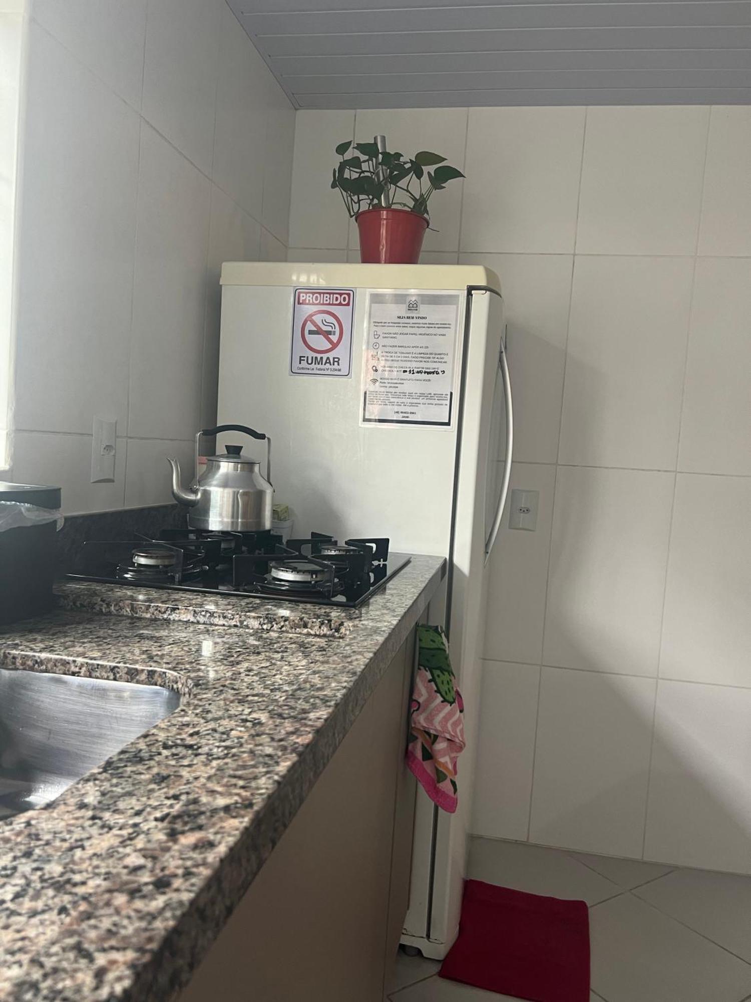 Hospedagem Confortavel E Pratica Para Viajantes E Ferias - Proxima A Br-101 Sao Jose  Zewnętrze zdjęcie